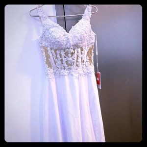 Beautiful new floor length white gown